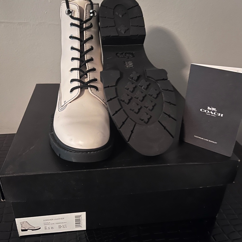 Coach white combat bootie size 8.5 - Picture 3 of 7